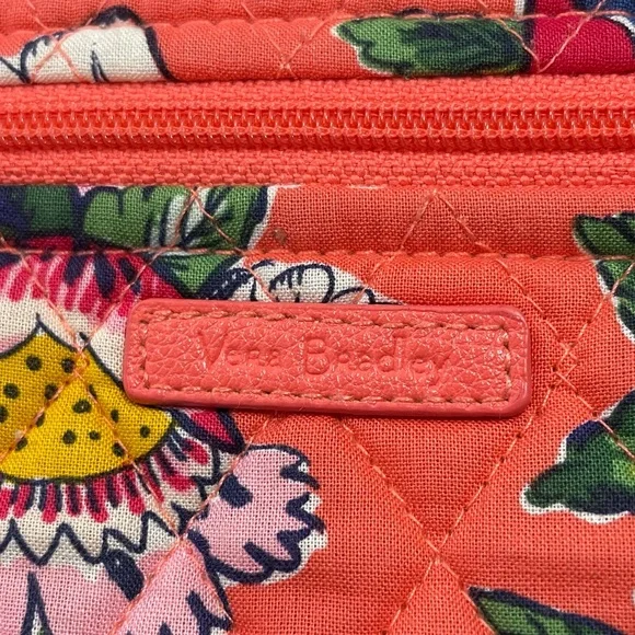 Vera Bradley Summer Crossbody Purse Peach Floral EUC Clean - Picture 10 of 11